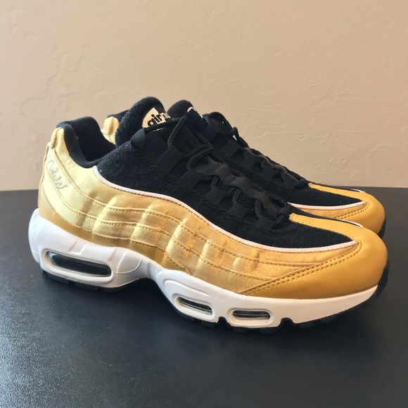Nike Shoes - ❗️NEW Nike Air Max 95 Black Gold❗️